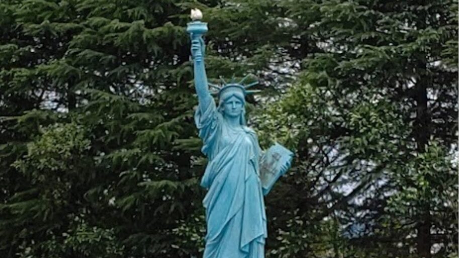 東武ワールドスクウェアの自由の女神像