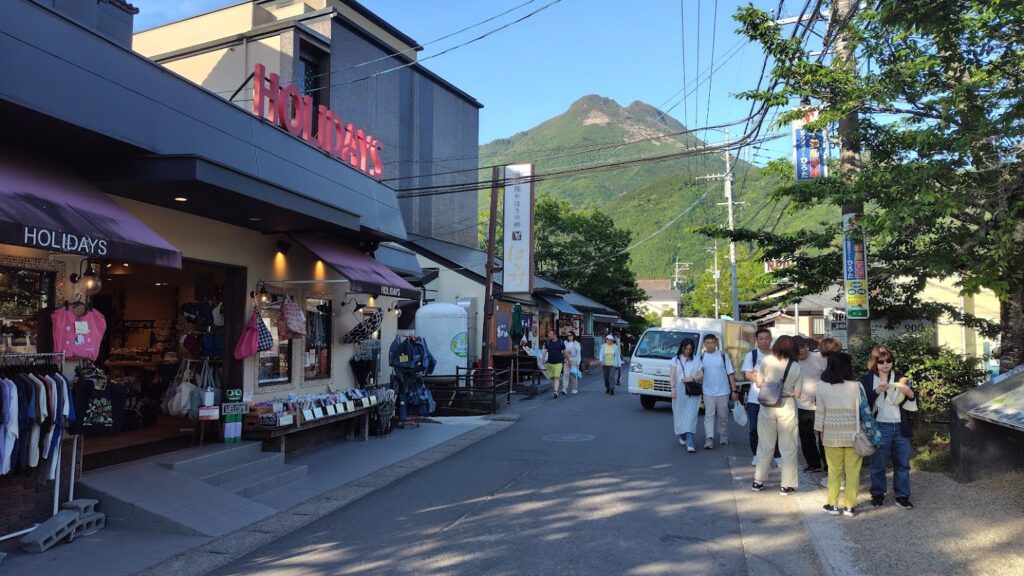 湯の坪街道
