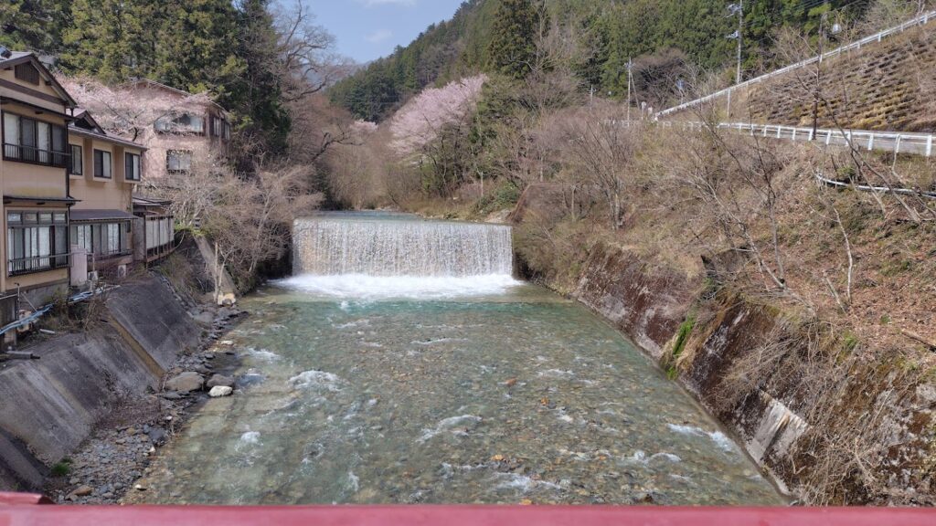 四万川